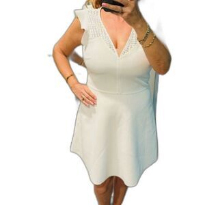 Xoxo crochet embroidered White A line dress size Large Knee length Stretch